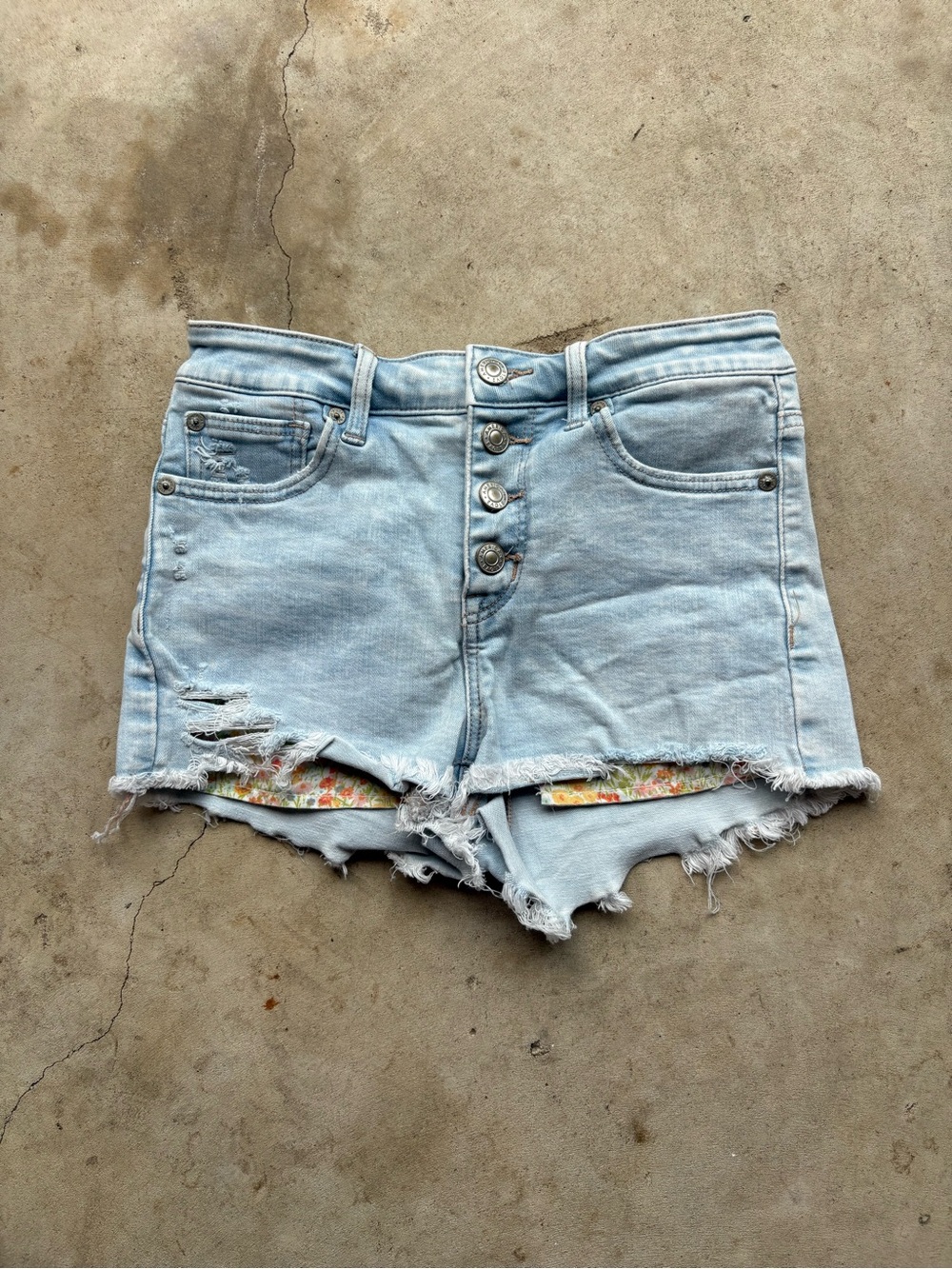 #33 American Eagle Outfitters Blue Denim Hi-Rise With Floral Lining